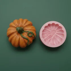 قالب سیلیکونی کدو برگدار ۶ سانت